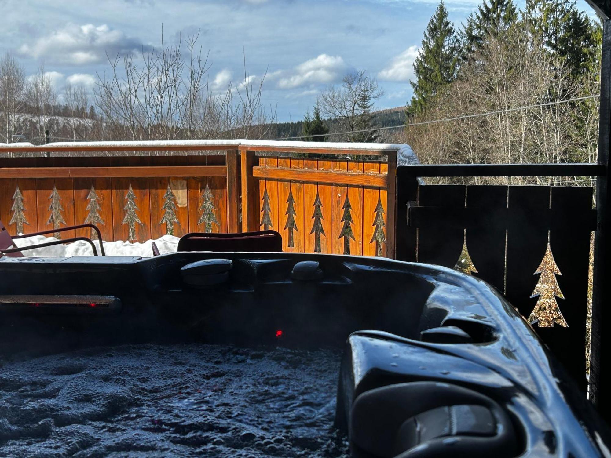 Chalet Avec Jacuzzi Prive, Vue Sur Les Vosges Belfahy ภายนอก รูปภาพ